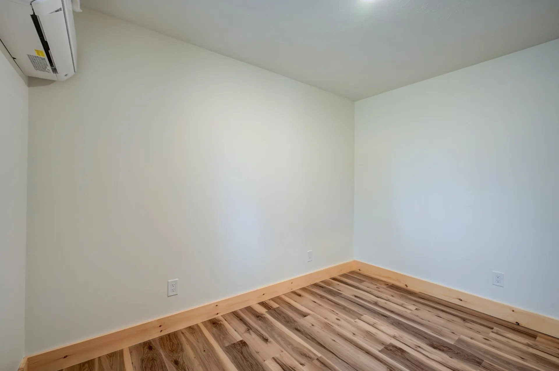 10 Grandval Way Madison NH 03849
