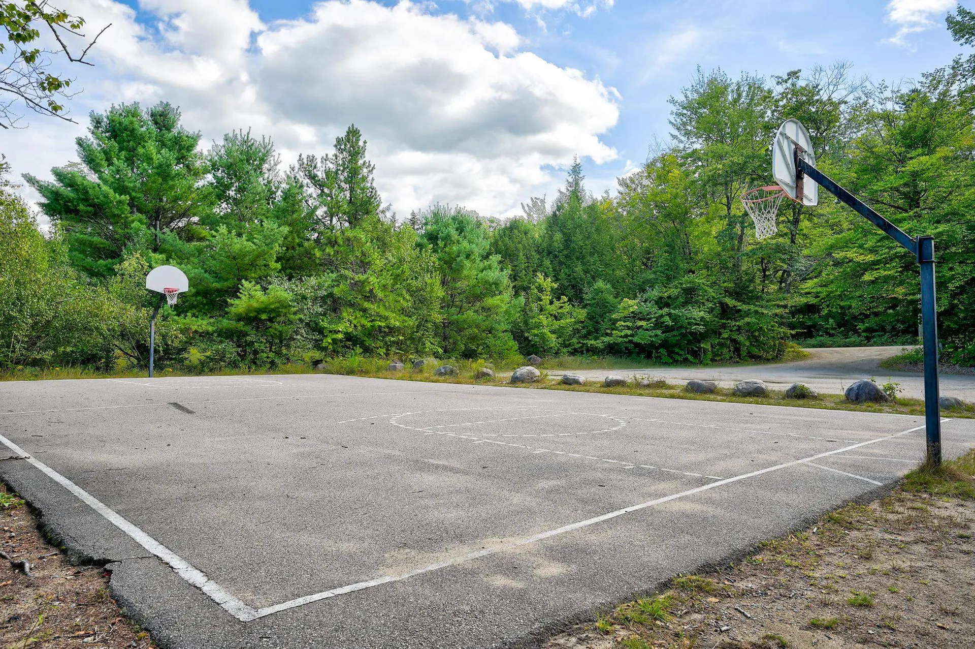 10 Grandval Way Madison NH 03849