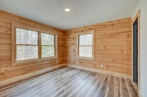 10 Grandval Way Madison NH 03849