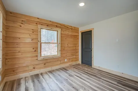 10 Grandval Way Madison NH 03849