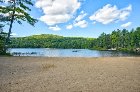 10 Grandval Way Madison NH 03849
