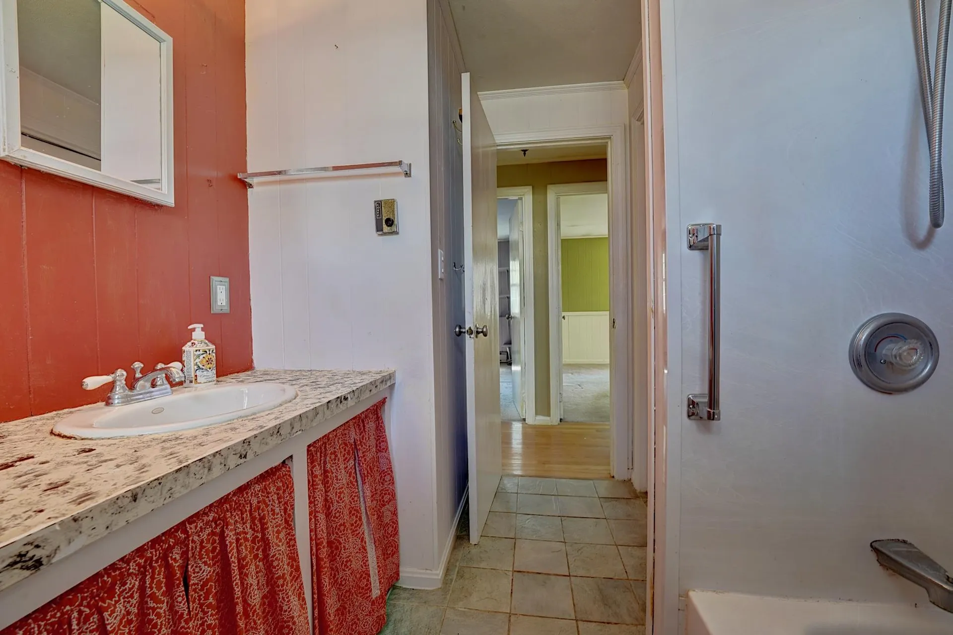 194 Locke Road Rye NH 03870