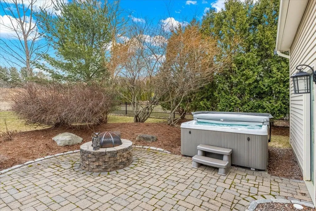 83 Butler Drive South Burlington VT 05403