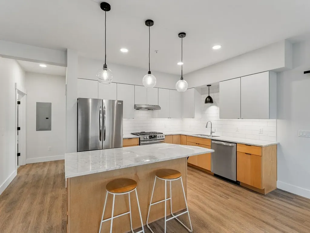 64 Aiken Street South Burlington VT 05403