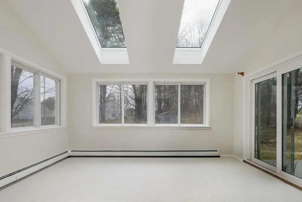 15 Oak Ridge Road Lebanon NH 03784
