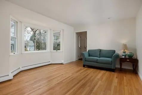 15 Oak Ridge Road Lebanon NH 03784