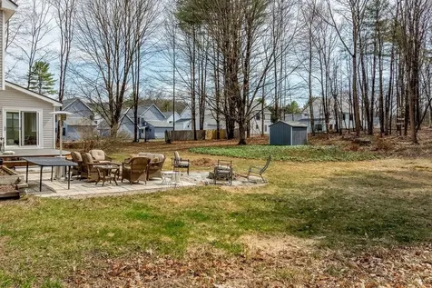 15 Oak Ridge Road Lebanon NH 03784