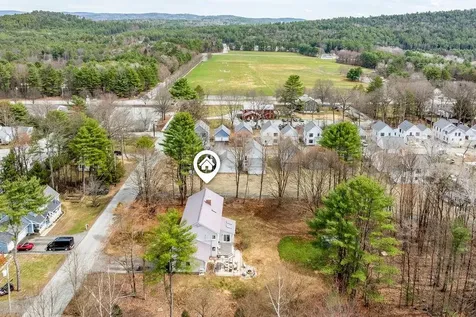 15 Oak Ridge Road Lebanon NH 03784