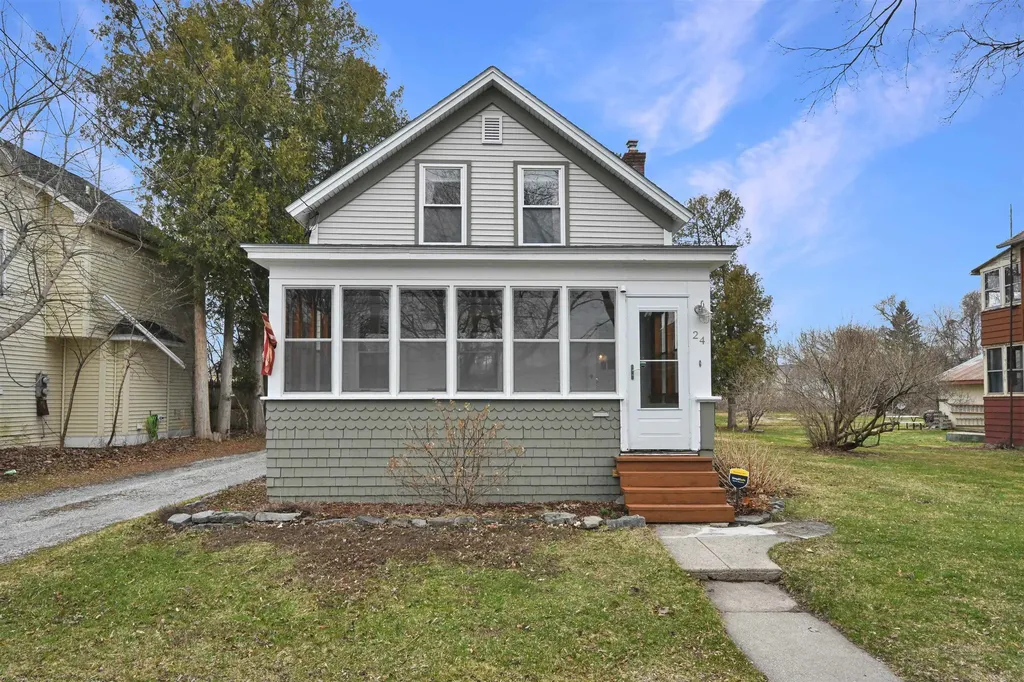 24 Edward Street St. Albans City VT 05478