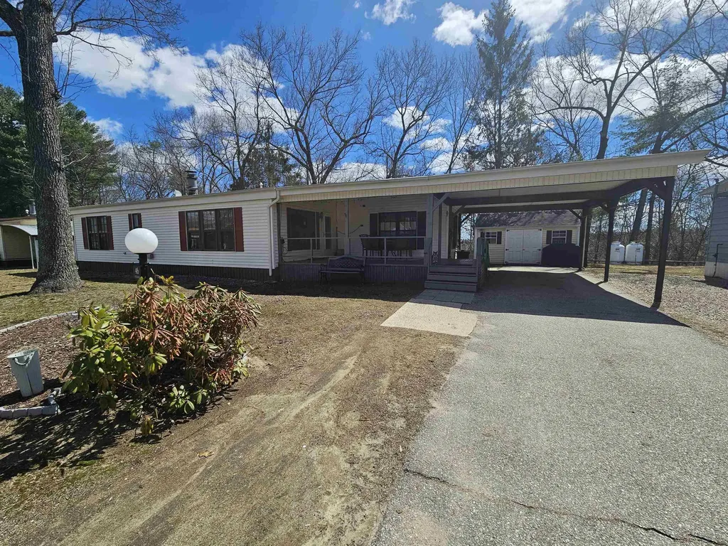 46 River Ledge Drive Goffstown NH 03045