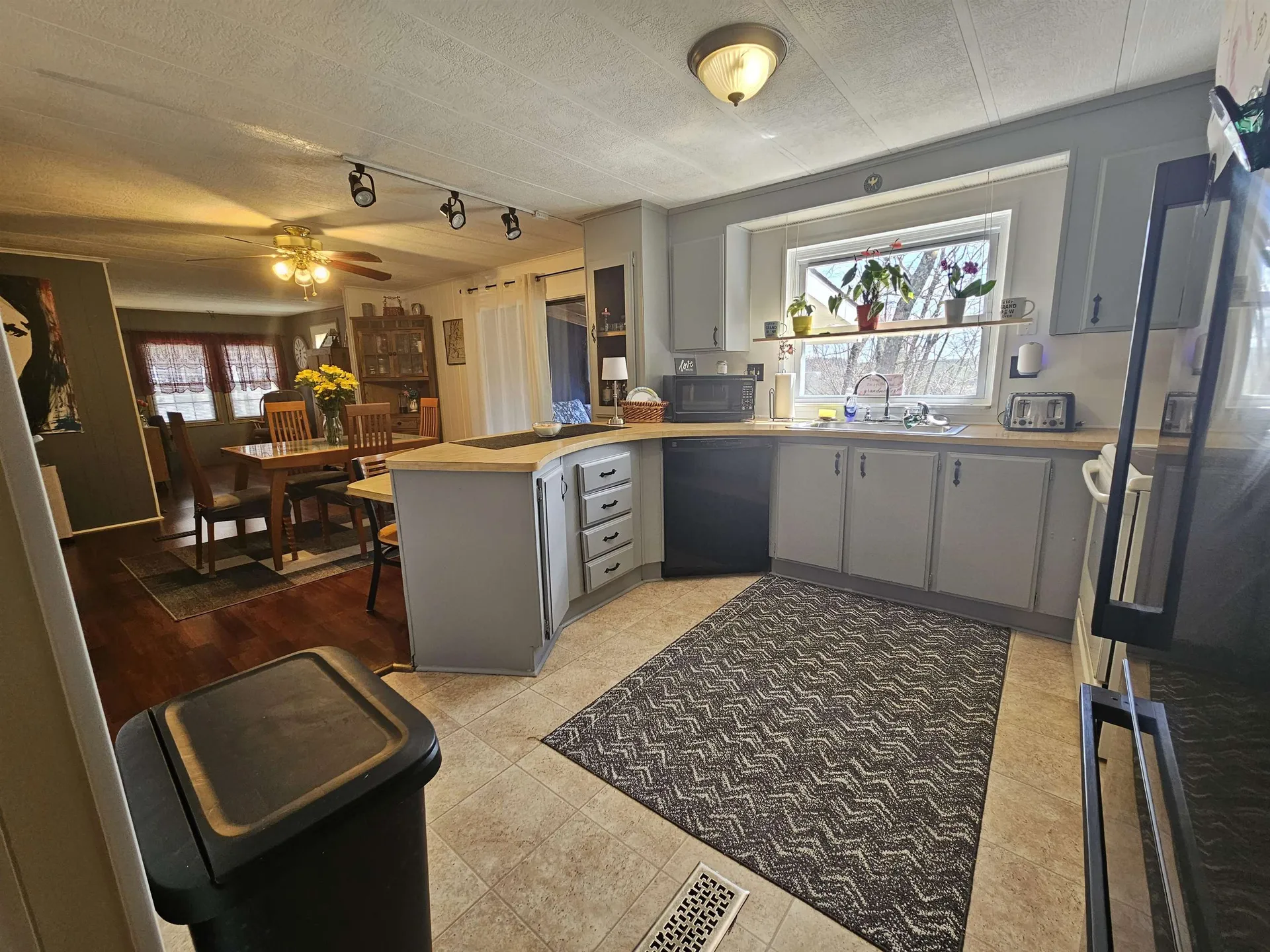 46 River Ledge Drive Goffstown NH 03045