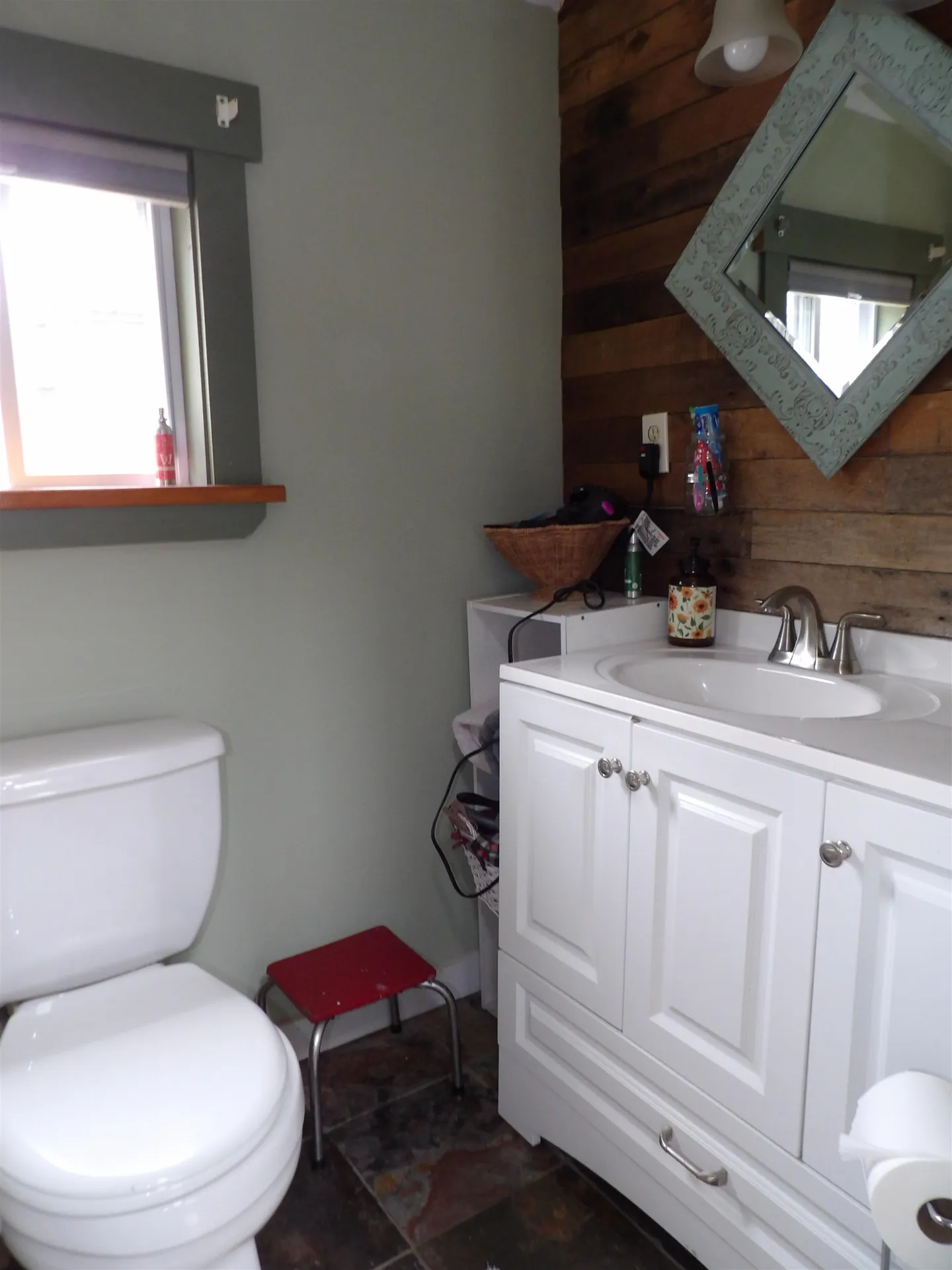 76 Meadowview Lane Mount Holly VT 05758