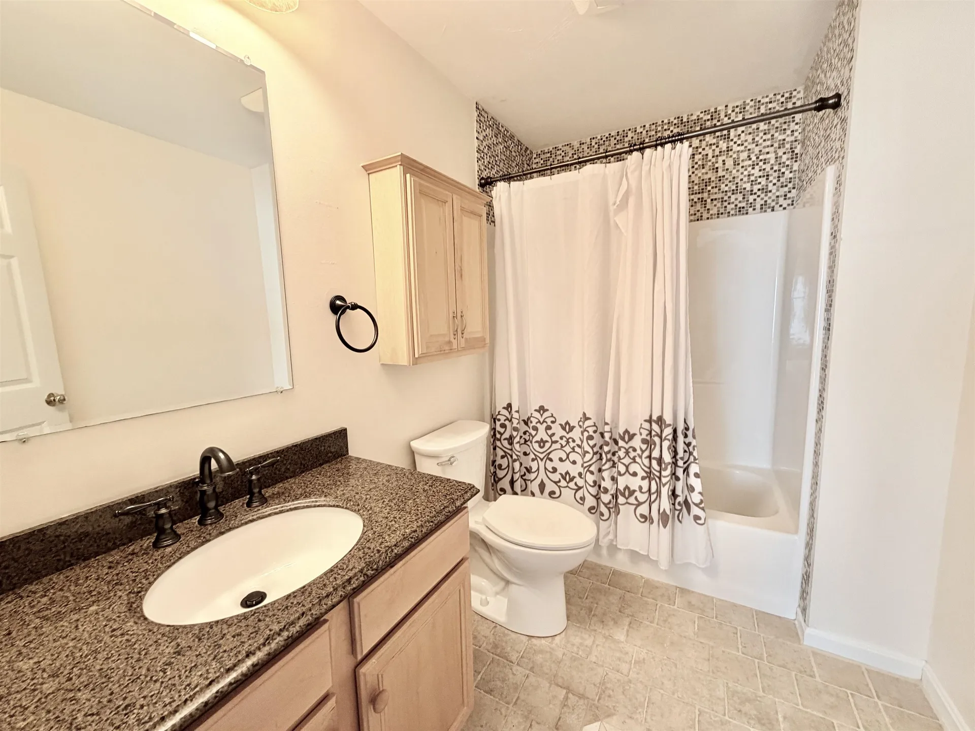 4 Prince Lane Raymond NH 03077