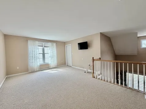 4 Prince Lane Raymond NH 03077