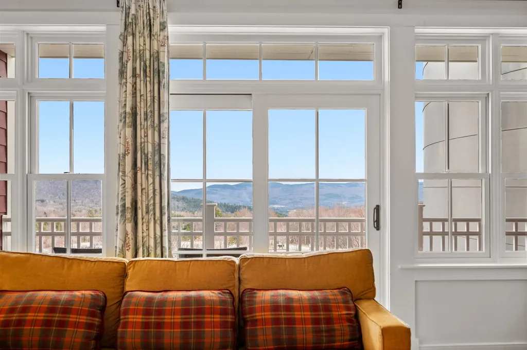 102 Forest Drive Warren VT 05674