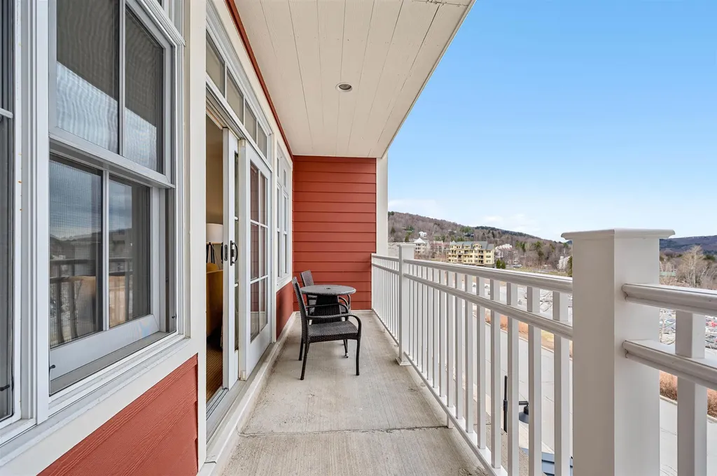 102 Forest Drive Warren VT 05674