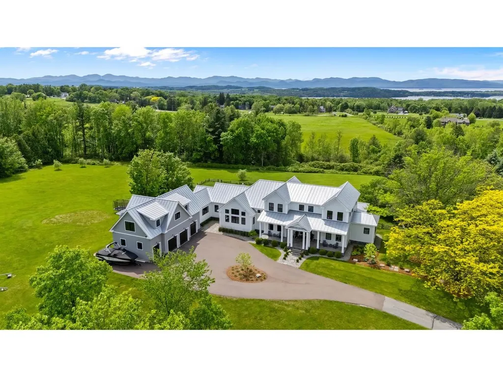 192 Governors Lane Shelburne VT 05482
