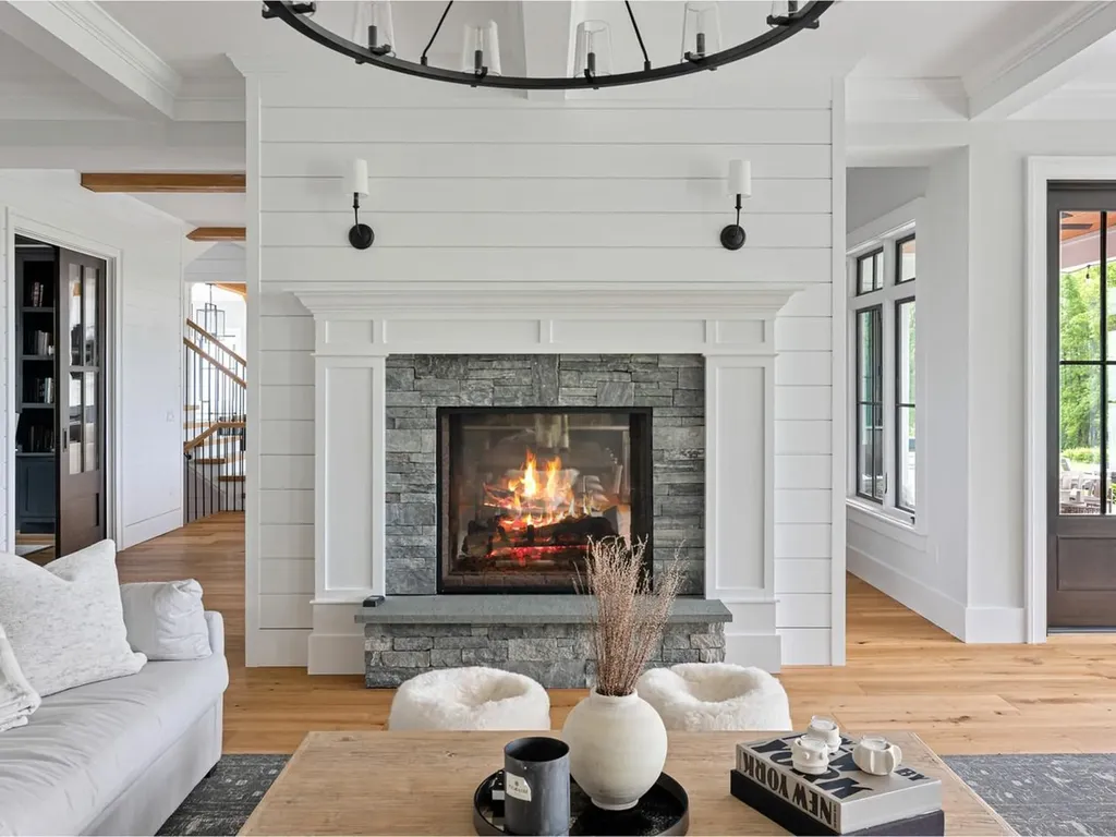 192 Governors Lane Shelburne VT 05482