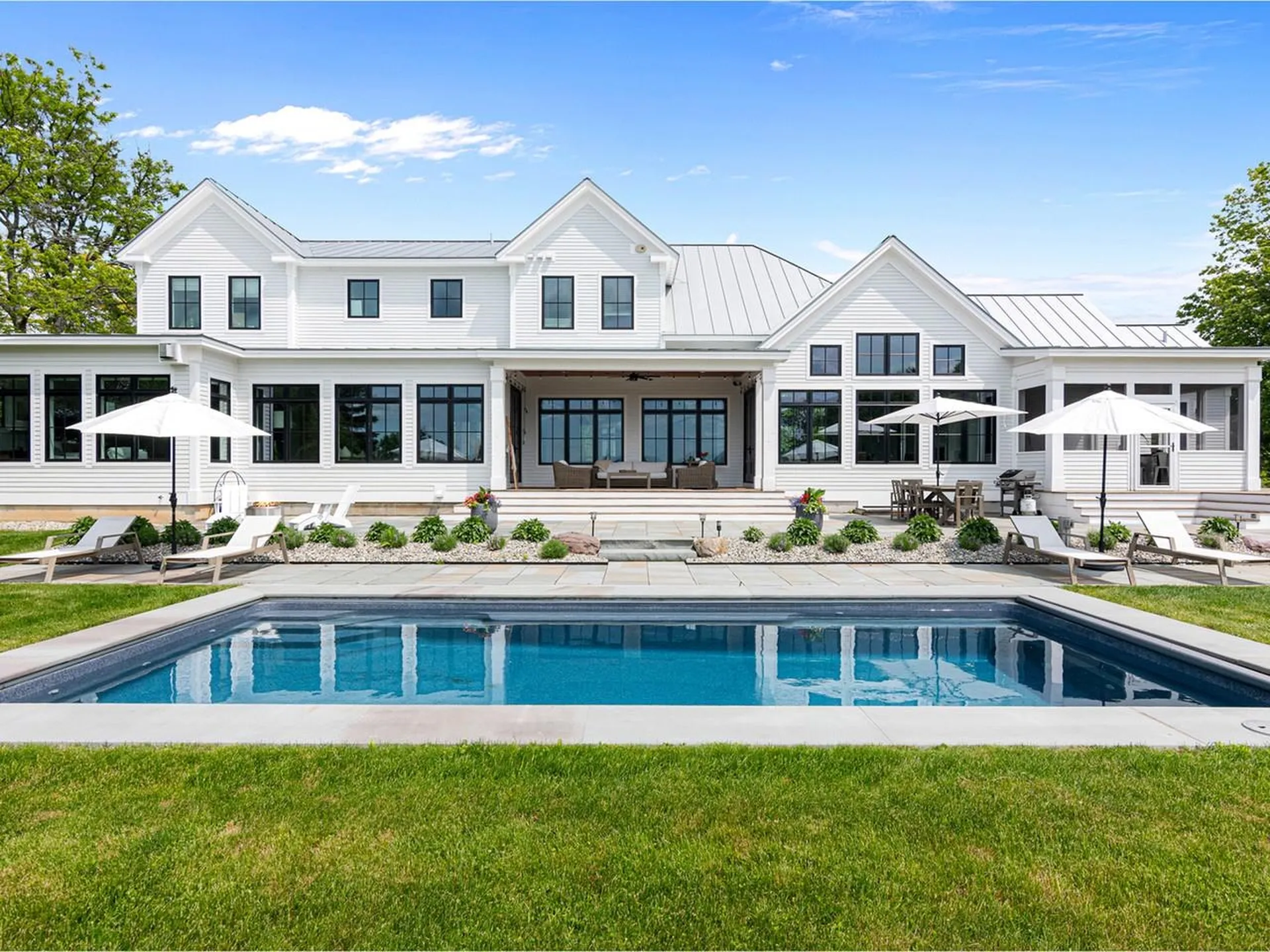 192 Governors Lane Shelburne VT 05482