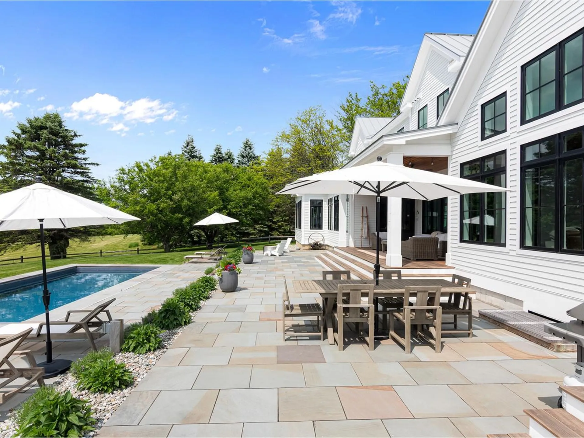 192 Governors Lane Shelburne VT 05482