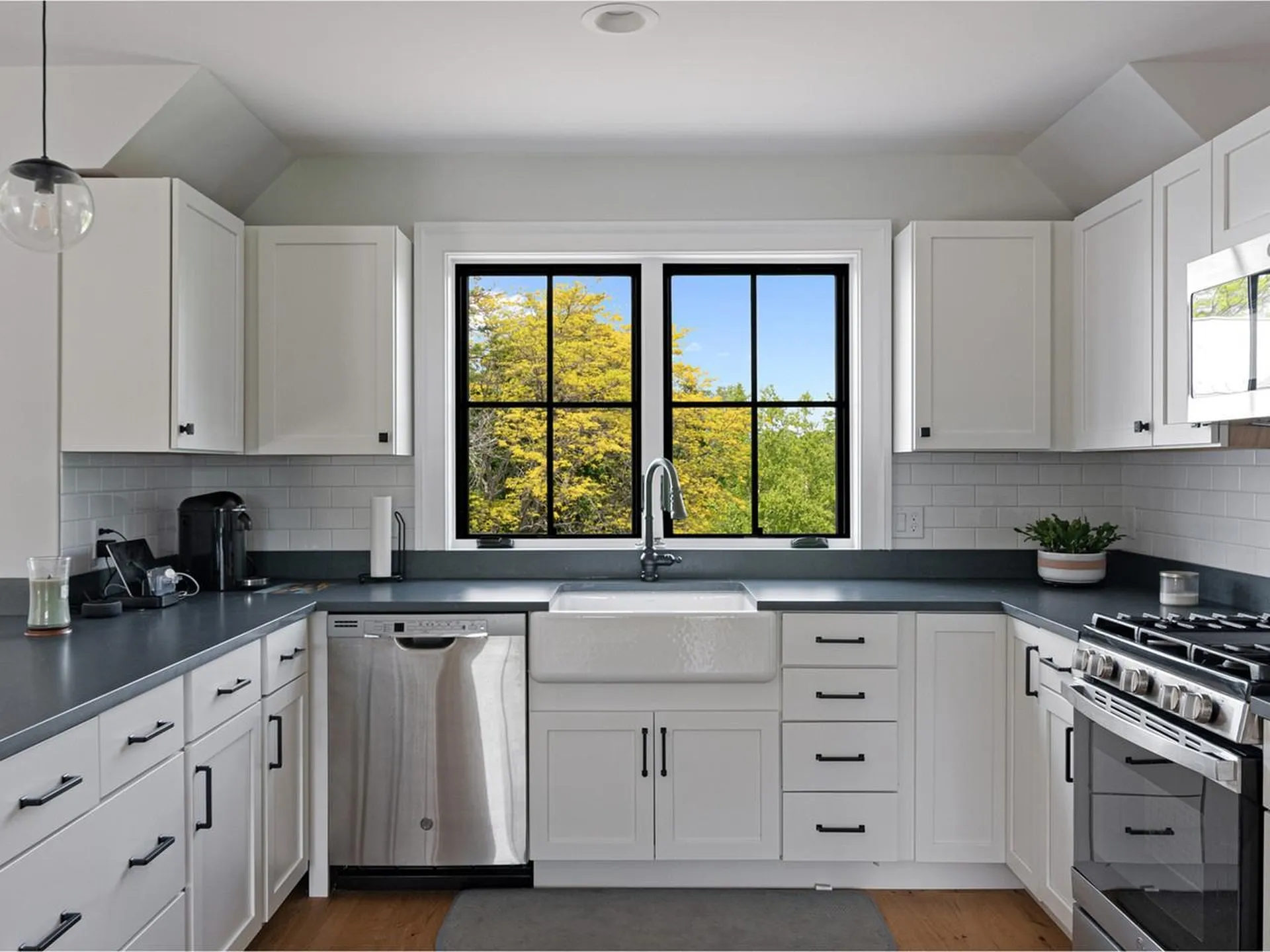192 Governors Lane Shelburne VT 05482