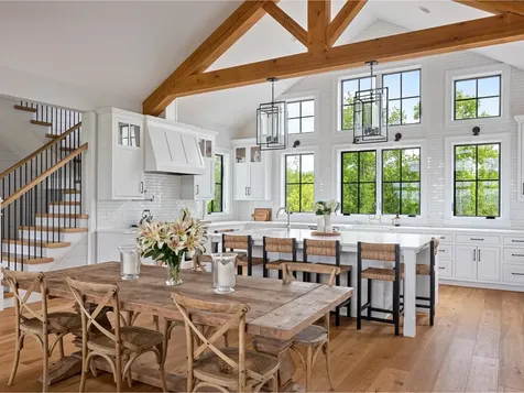 192 Governors Lane Shelburne VT 05482