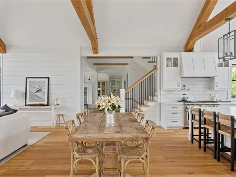 192 Governors Lane Shelburne VT 05482