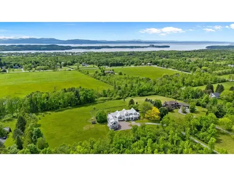 192 Governors Lane Shelburne VT 05482