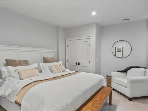 192 Governors Lane Shelburne VT 05482