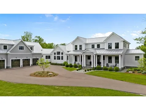 192 Governors Lane Shelburne VT 05482