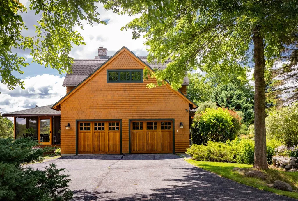 947 Oak Hill Road Williston VT 05495
