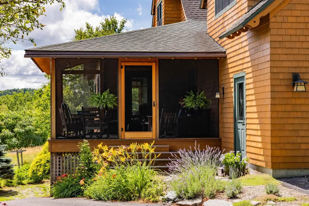947 Oak Hill Road Williston VT 05495