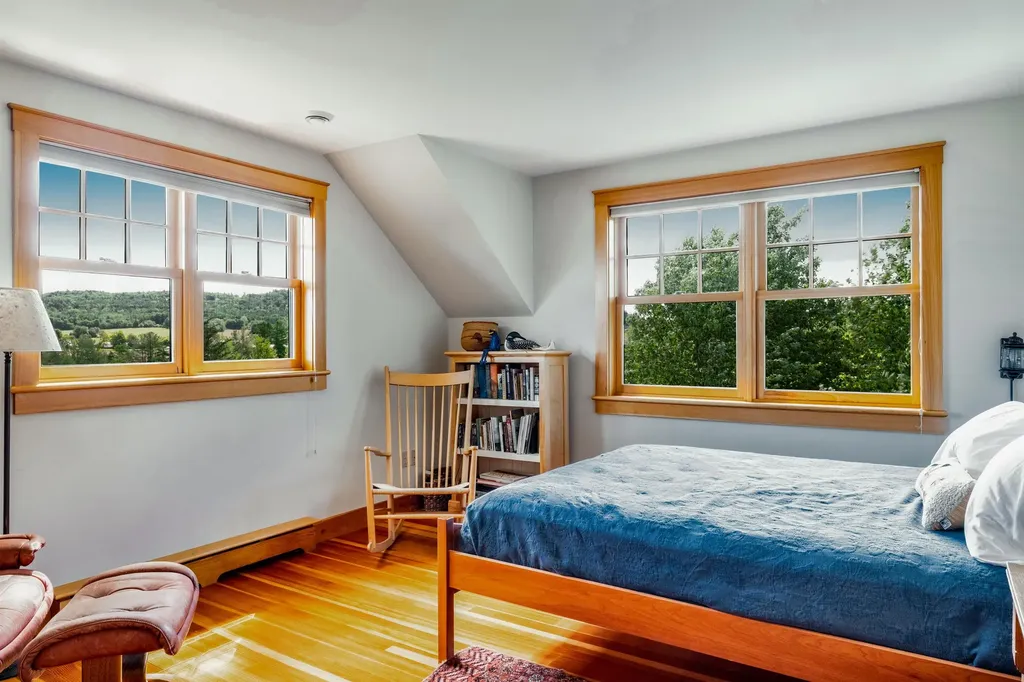 947 Oak Hill Road Williston VT 05495