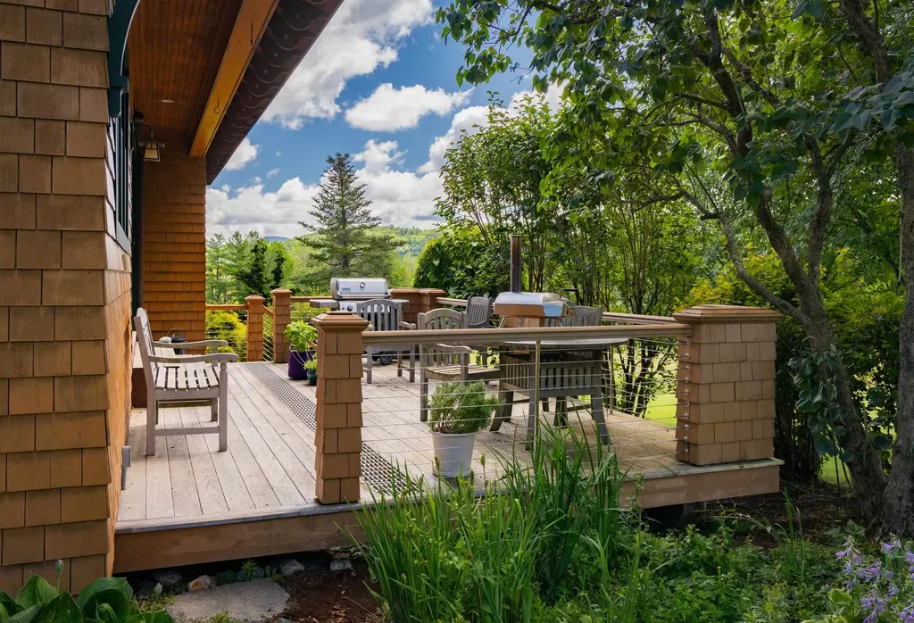 947 Oak Hill Road Williston VT 05495