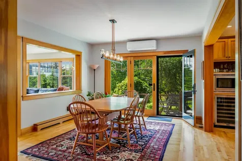 947 Oak Hill Road Williston VT 05495