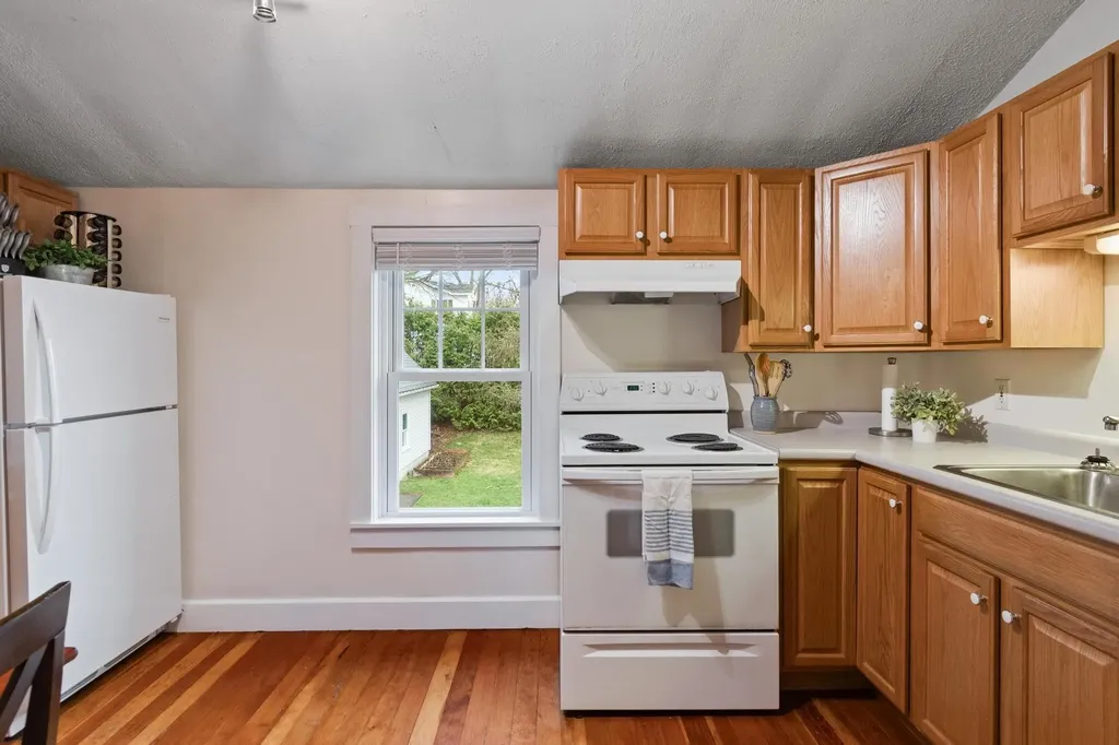 289 Malletts Bay Avenue Winooski VT 05404
