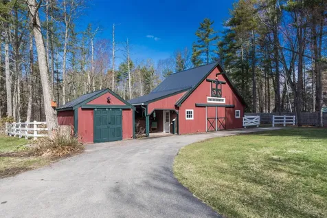 56 Stevens Drive Brentwood NH 03833