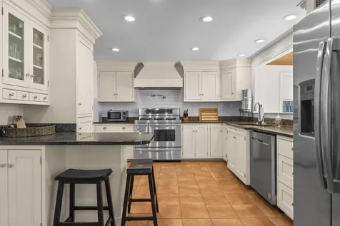 14 Ambler Way Durham NH 03824