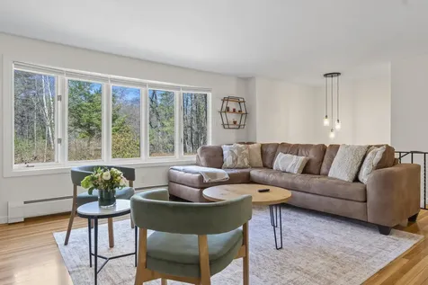 14 Ambler Way Durham NH 03824