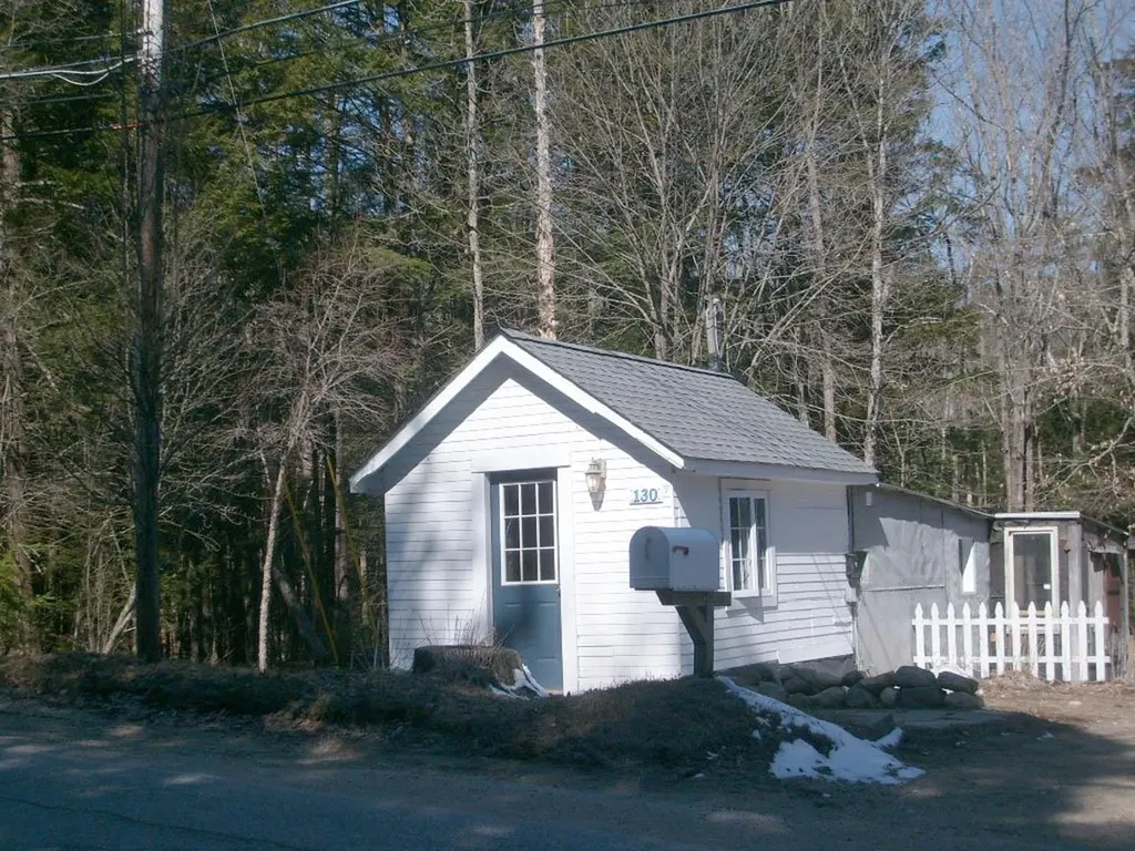 130 Texas Hill Road Plymouth NH 03264