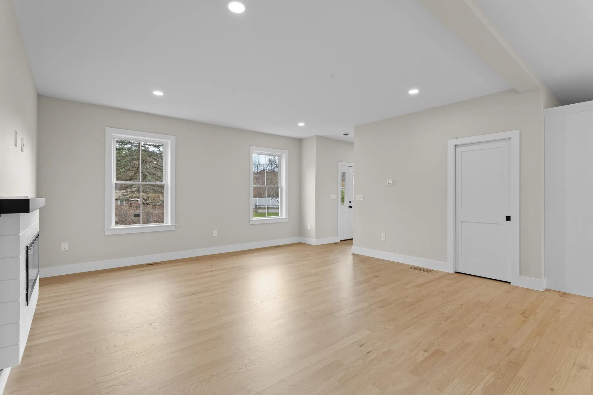 2 Millville Terrace Salem NH 03079