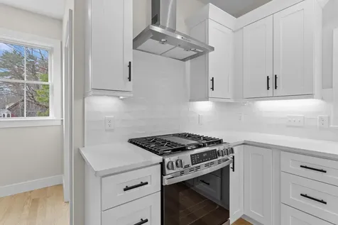 2 Millville Terrace Salem NH 03079