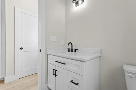 2 Millville Terrace Salem NH 03079
