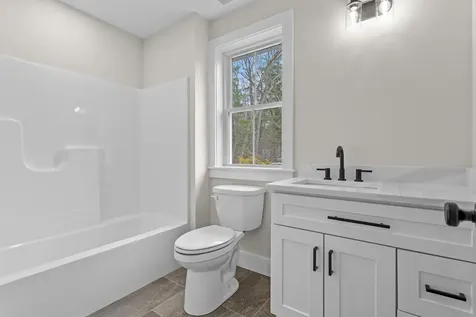 2 Millville Terrace Salem NH 03079