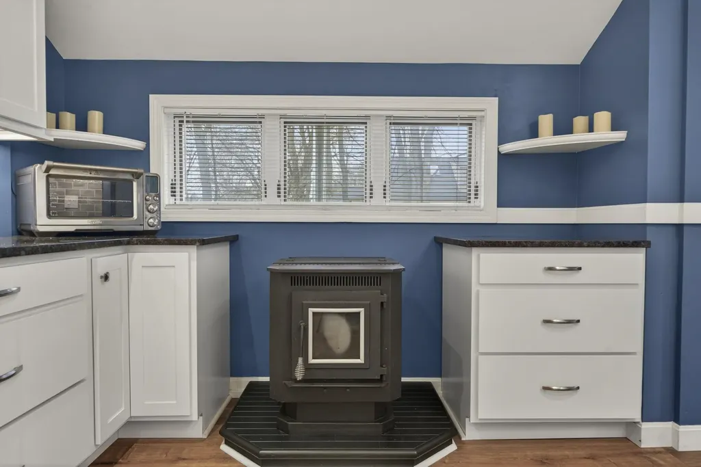 18 Fairview Street Goffstown NH 03102