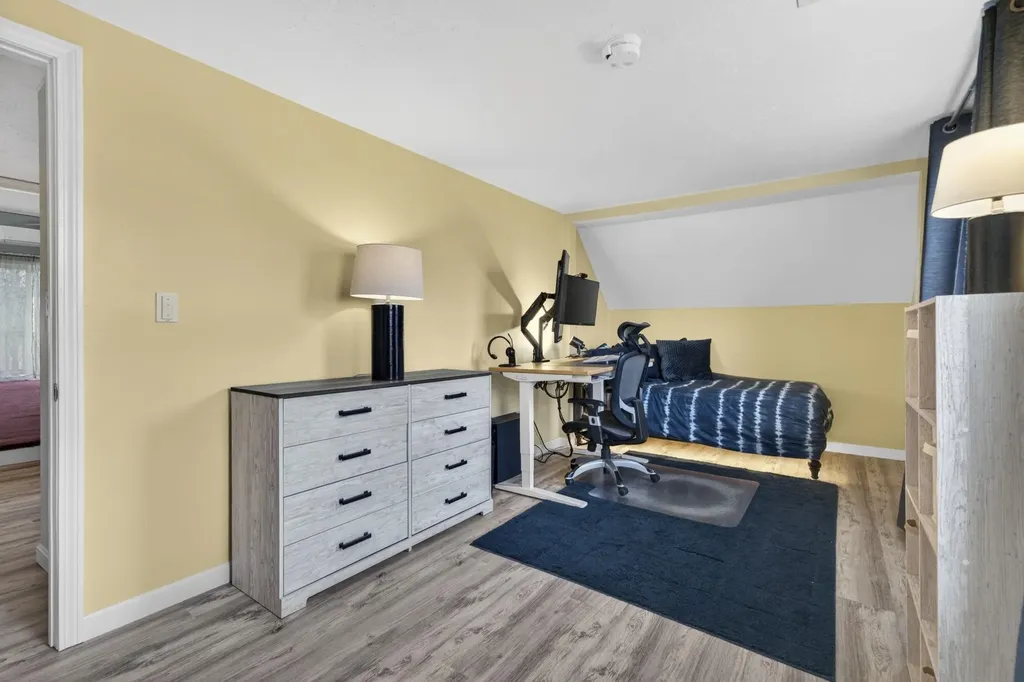 18 Fairview Street Goffstown NH 03102