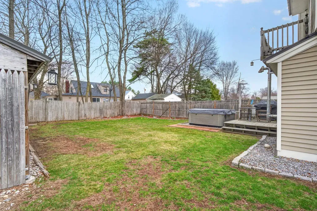 18 Fairview Street Goffstown NH 03102