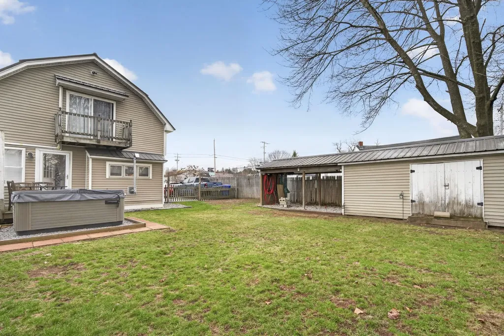 18 Fairview Street Goffstown NH 03102