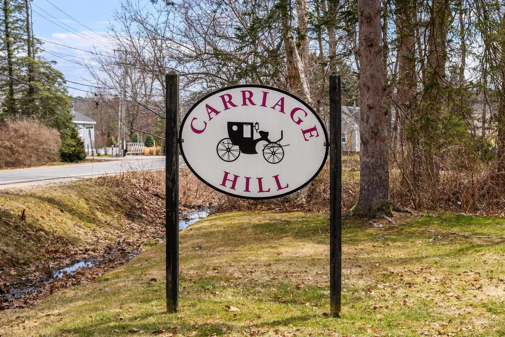 11 Carriage Hill Road Eliot ME 03903