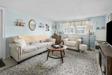 11 Carriage Hill Road Eliot ME 03903